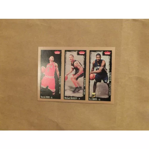 2008-09 Fleer Glossy #236 Derrick Rose/Michael Beasley/O.J. Mayo