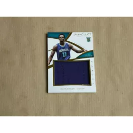 2014-15 Immaculate Collection Rookie Jerseys #18 Noah Vonleh