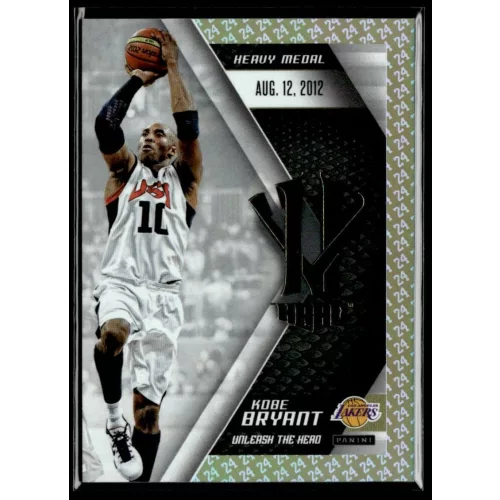2015 Panini Kobe HeroVillain - Gold 24 Unleash the Hero # 17 Kobe Bryant