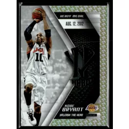   2015 Panini Kobe HeroVillain - Gold 24 Unleash the Hero # 17 Kobe Bryant